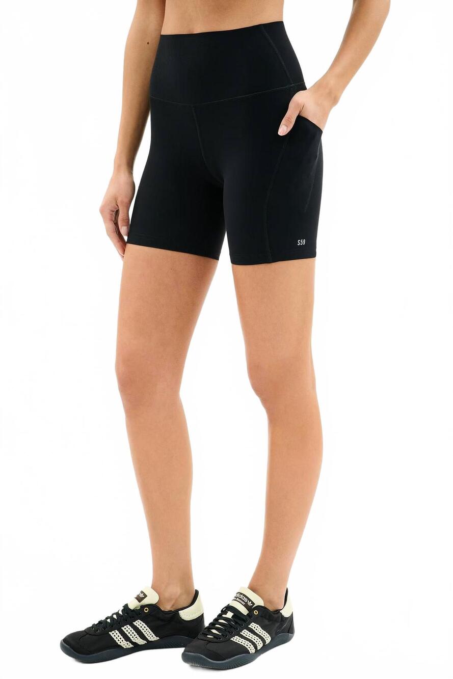 NEW SPLITS59 airweight high waist shorts in black - Picture 2 of 5